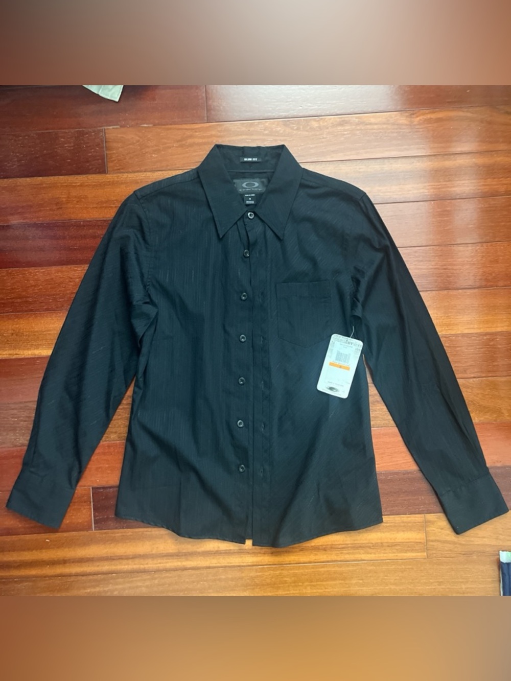 Oakley Men's Slim Fit Long Sleeve Button-Up Shirt - Black